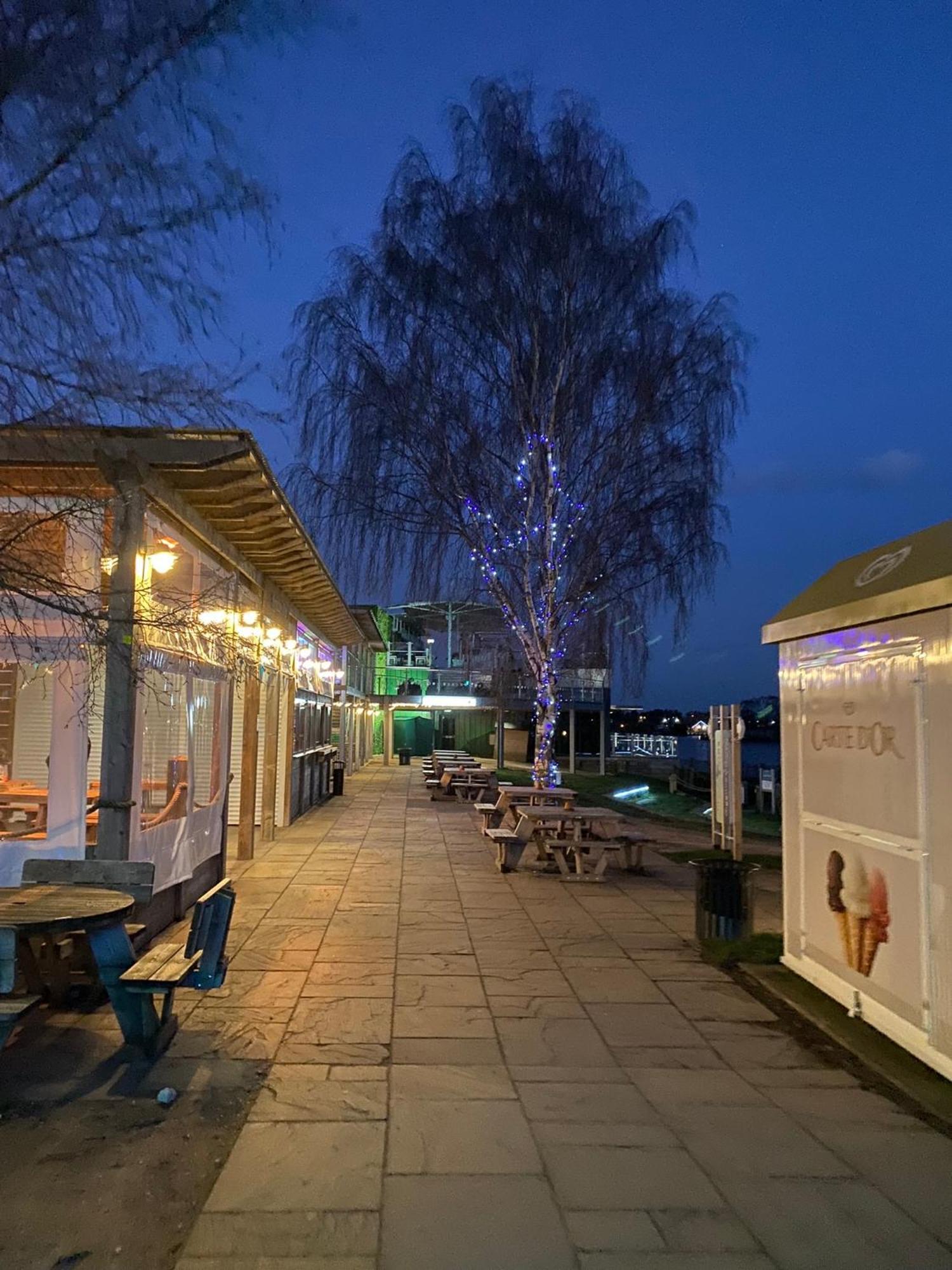 Tattershall Lakes Kingfisher Caravan 8 Berth With Hot Tub & Wifi מראה חיצוני תמונה