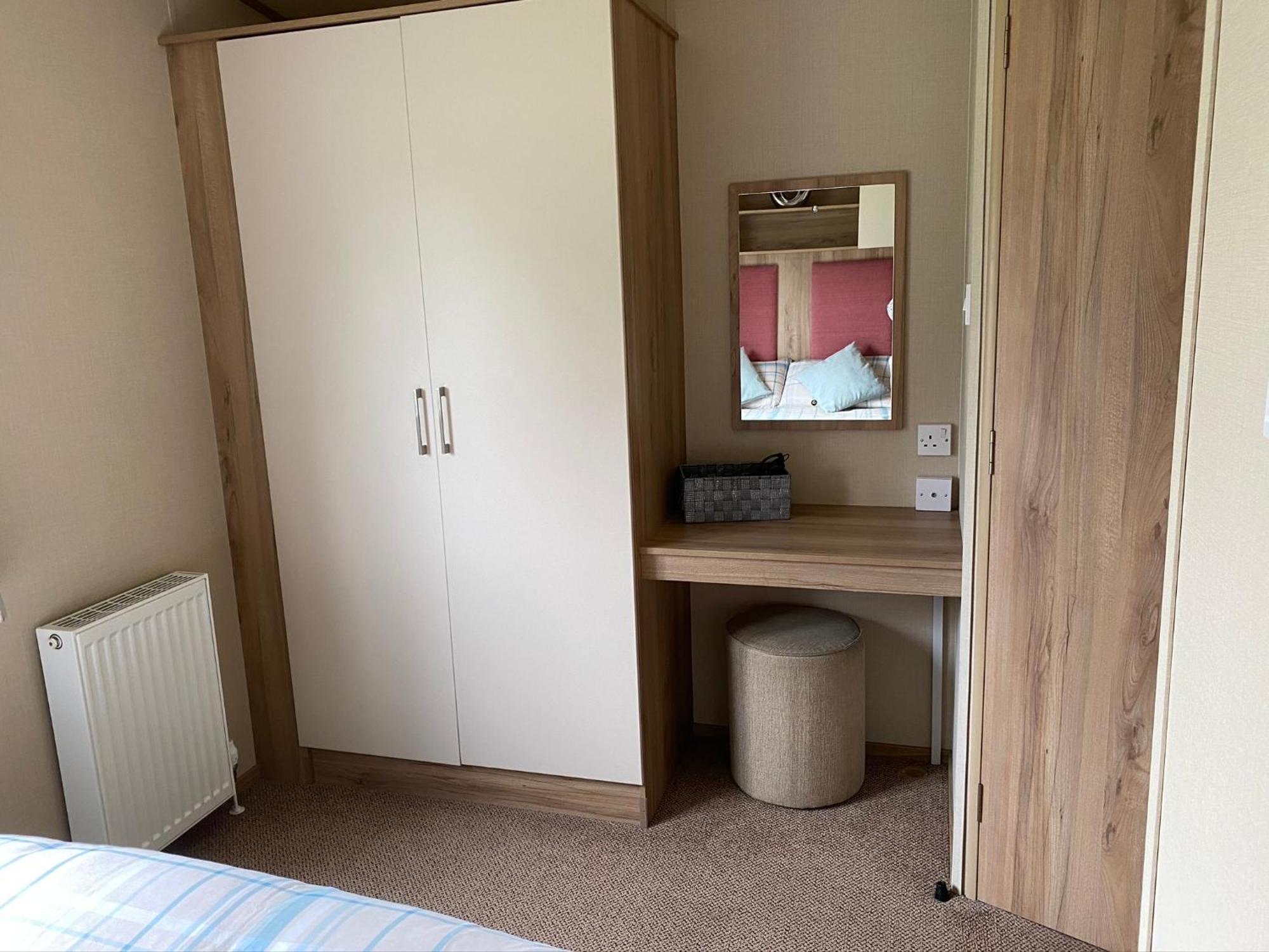 Tattershall Lakes Kingfisher Caravan 8 Berth With Hot Tub & Wifi מראה חיצוני תמונה