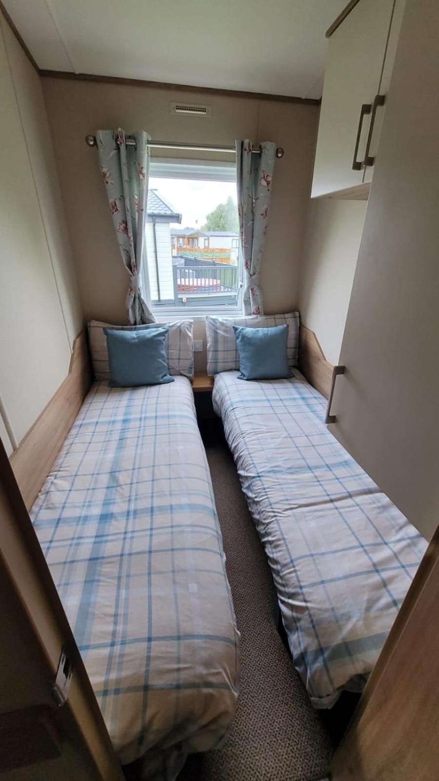 Tattershall Lakes Kingfisher Caravan 8 Berth With Hot Tub & Wifi מראה חיצוני תמונה