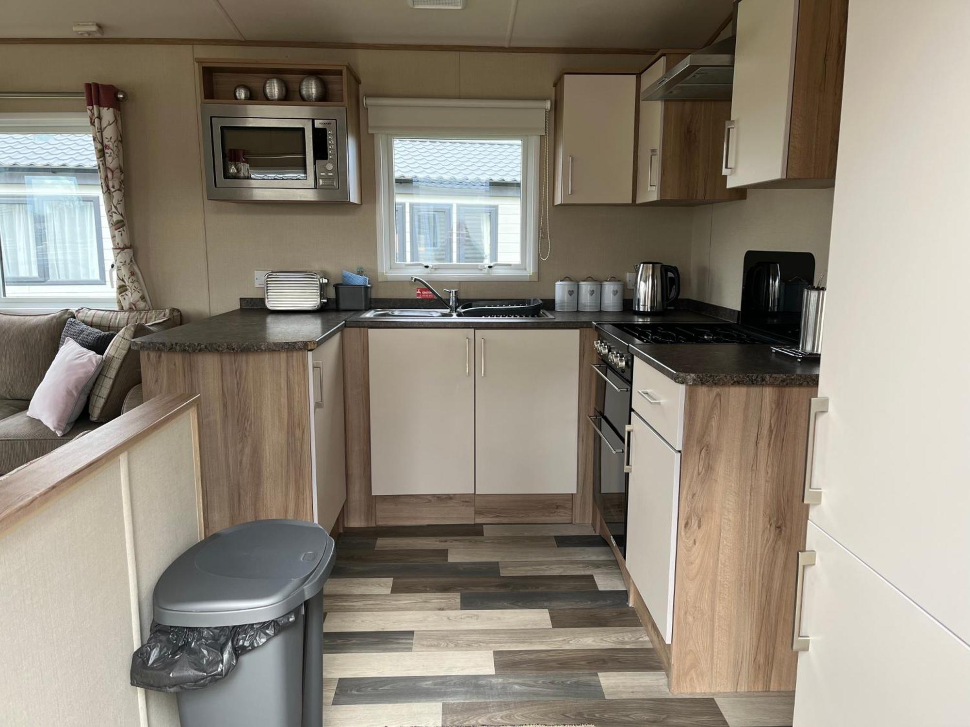 Tattershall Lakes Kingfisher Caravan 8 Berth With Hot Tub & Wifi מראה חיצוני תמונה